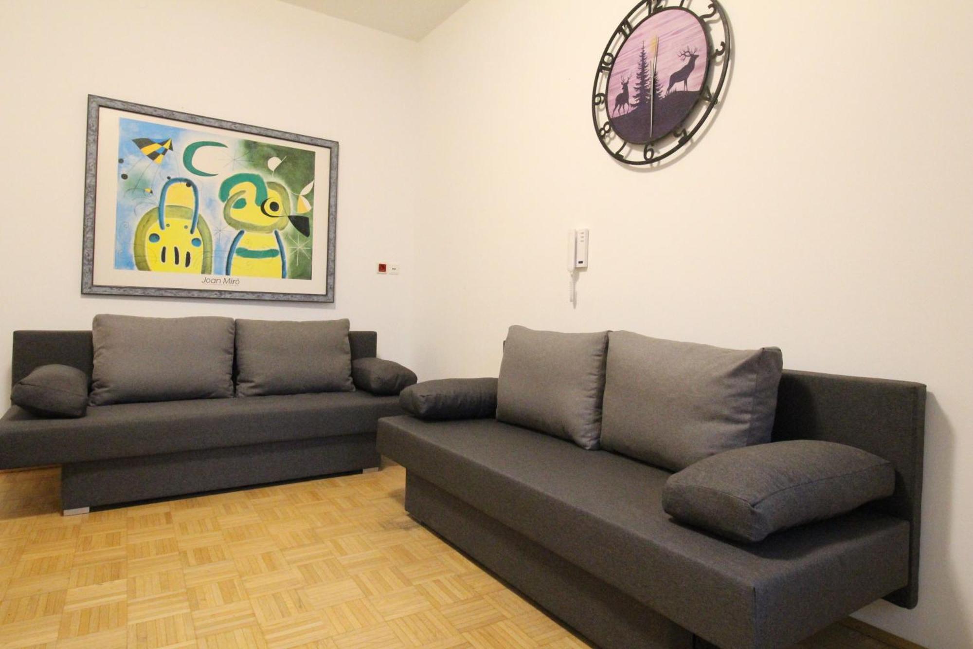 Zx Quad In Meidling Vienna